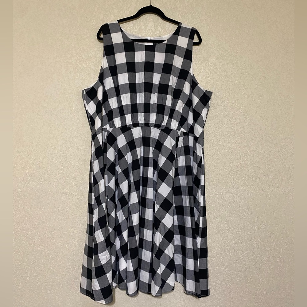 New-Lane Bryant -Black & White Dress -Size 28